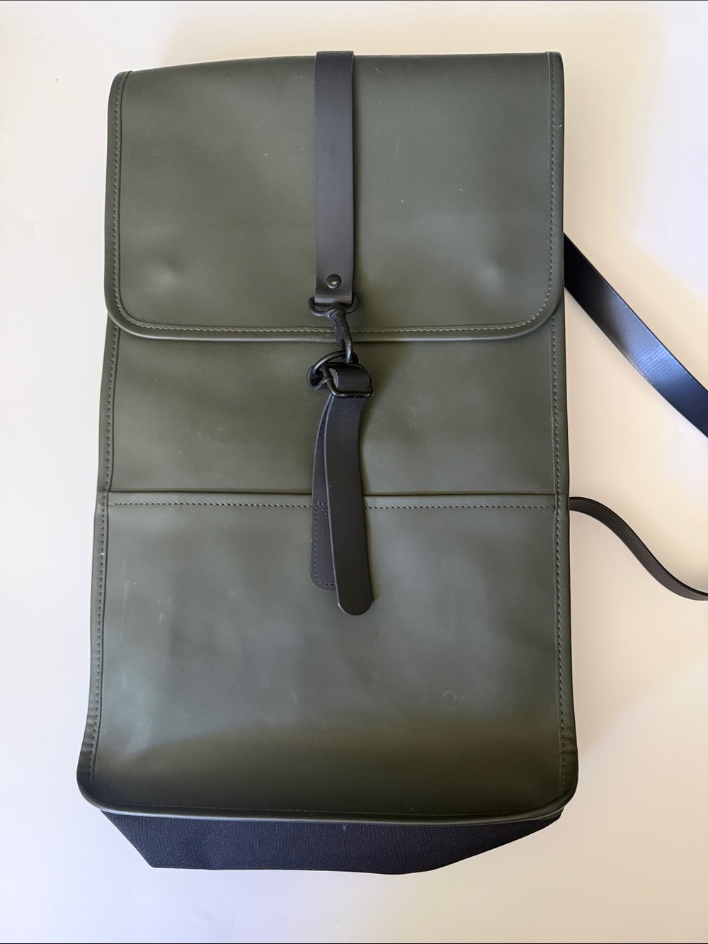 Rains backpack unisex Olive Green Black waterproof Backpack great condition